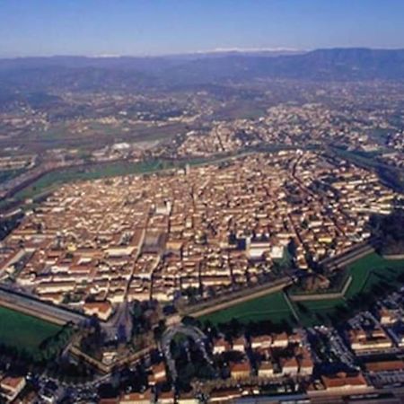 شقة Luccadentro - Centro Storico المظهر الخارجي الصورة